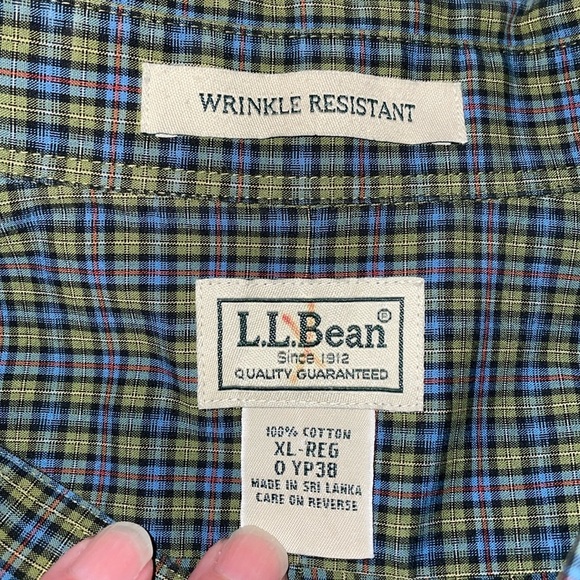 L. L. Bean Plaid Button Down Long Sleeve Shirt.  100% Cotton.  Size XL. - Picture 2 of 7